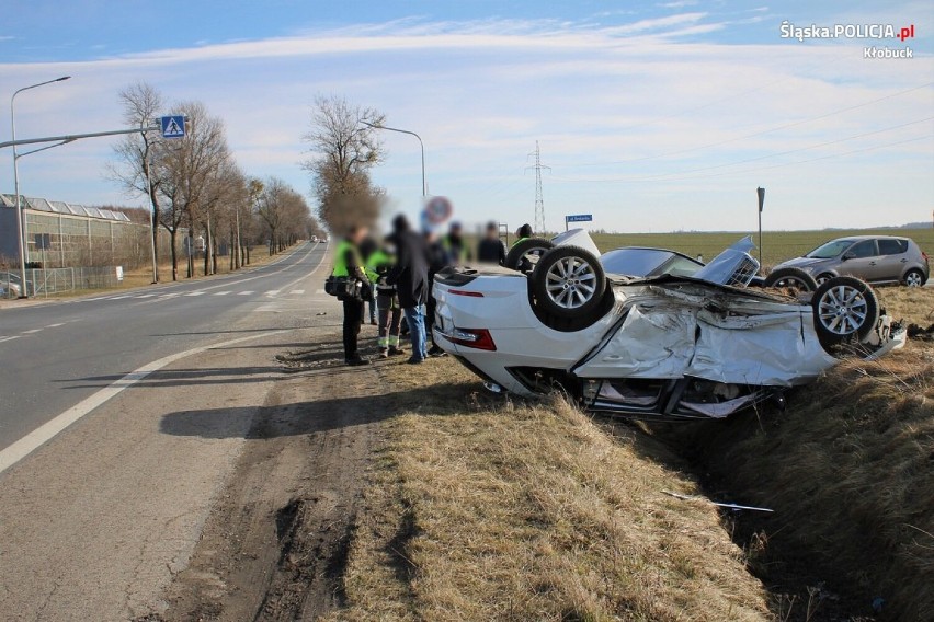 Wypadek na ulicy Górniczej w Kłobucku. Kierowca uciekł przed przyjazdem policji