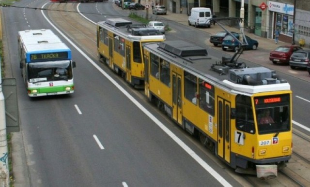 Część autobusów i tramwajów pojedzie nowymi trasami, zmienią się ...
