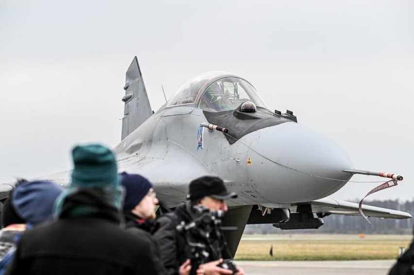 Czy wycofywane myśliwce MiG-29 będą broniły nieba nad Ukrainą walczącą z Rosją? Są zapowiedzi prezydenta i premiera Polski