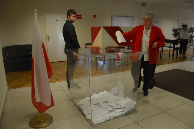 Eurowybory 2019. Głosowanie do Parlamentu Europejskiego w Bełchatowie