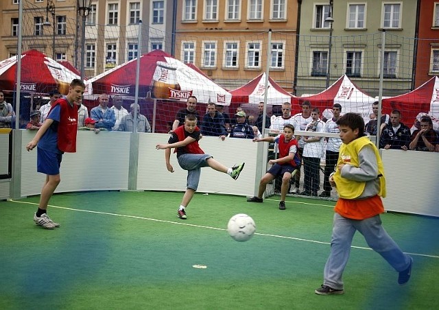 Feeria barw. Znak rozpoznawczy mundialowej Fanstrefy