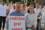 Marsz dla życia i rodziny 2023 w Radomsku. Tak rozpoczęły się XXII Radomszczańskie Dni Rodziny. ZDJĘCIA, FILM