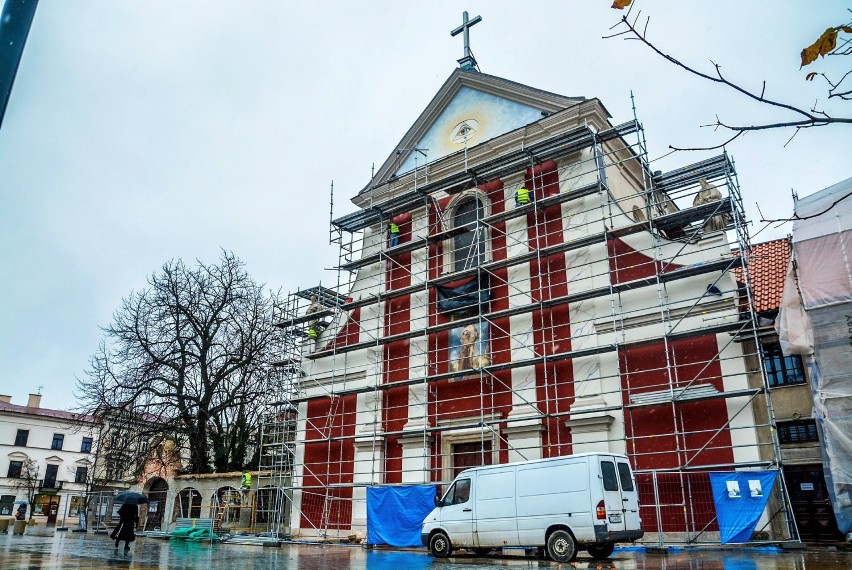 Kościół Kapucynów w Lublinie ma nową elewację (ZDJĘCIA) 