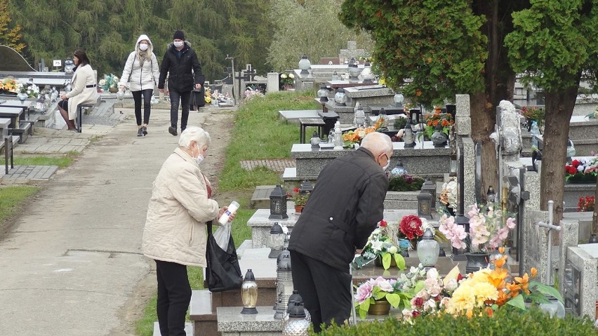 Już na tydzień przed Wszystkich Świętych mieszkańcy Kraśnika...