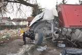 Wypadek w Firleju: Nie żyje kierowca ciężarówki