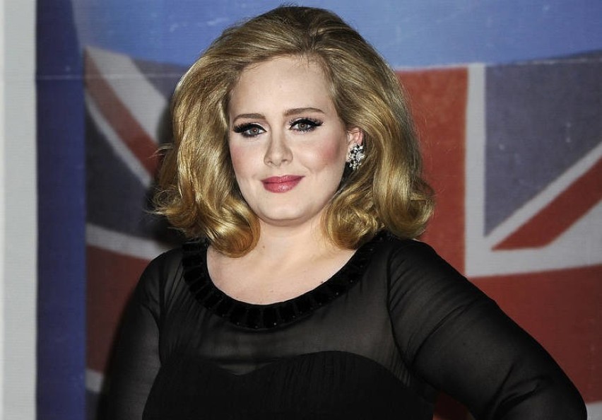 Adele zaskoczyła wszystkich swoim nowym wyglądem....