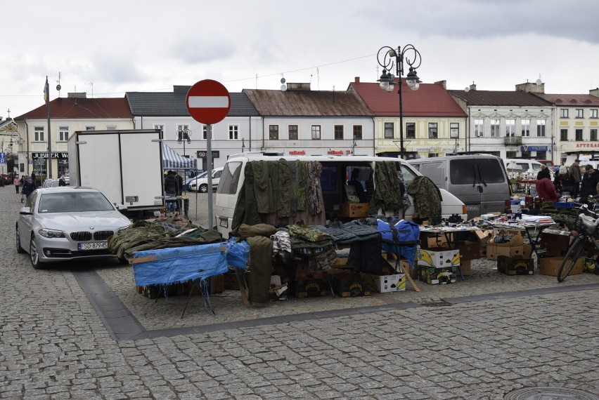 Marcowe targi kolekcjonerów na Rynku w Skierniewicach