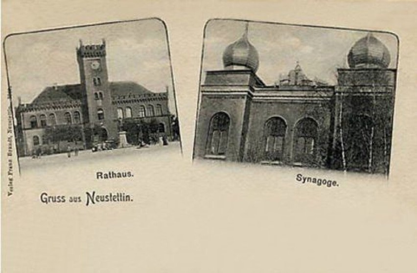 Zdjęcia ratusza w Szczecinku i synagogi (z prawej)