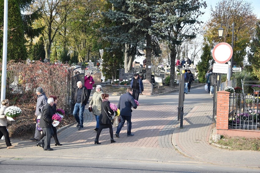 1 listopada na kwidzyńskim cmentarzu komunalnym