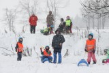 Zimowe półkolonie w Jeleniej Górze. Białe szaleństwo, sport i zajęcia artystyczne