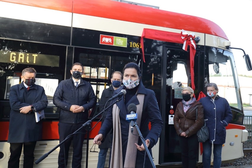 Tramwaj im. Brunona Zwarry. Władze Gdańska uhonorowały wybitnego pisarza. Zdjęcia