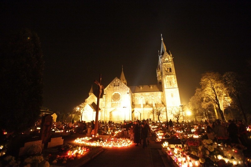 Cmentarz w Kochłowicach, 1.11.2013
