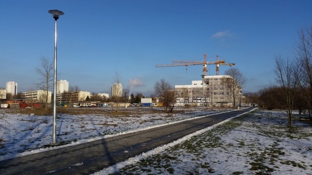 Miejska spółka Poznańskie Inwestycje Miejskie przedstawiła radnym harmonogram realizacji trzech ostatnich fragmentów traktu pieszo-rowerowego.