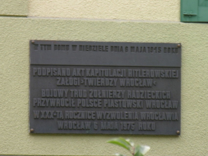 Najbardziej znana wrocławska willa jest na sprzedaż. Tu poddała się Twierdza Wrocław (ZDJĘCIA)