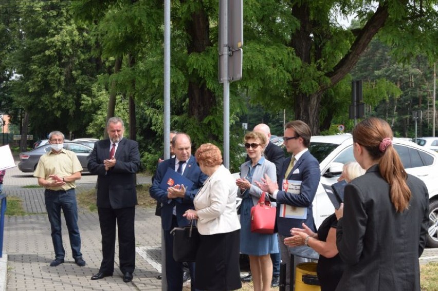 Uroczystość odsłonięcia tablicy upamiętniającej 100 - lecie PCK w Wągrowcu 