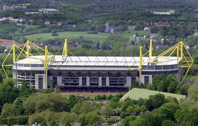 Mecz Borussia Dortmund - SSC Napoli online. Transmisja TV na żywo będzie dostępna w internecie