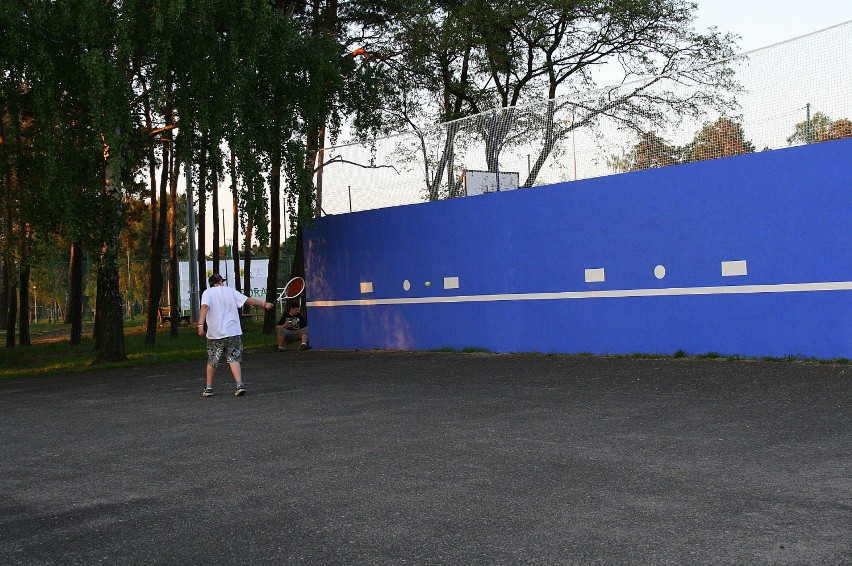 Ściana tenisowa po modernizacji