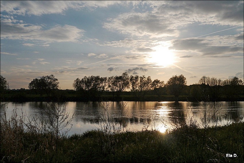 Zachód słońca nad Odrą