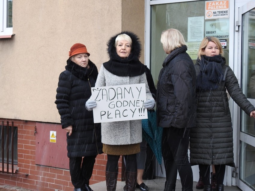 Protest pracowników Sądu Rejonowego w Bielsku Podlaskim