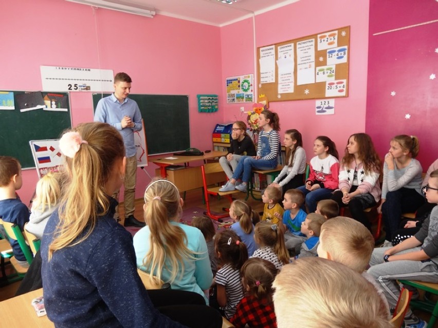 "Moja Mała Ojczyzna" - zajęcia edukacyjne w Szkole Podstawowej w Ciepielewie