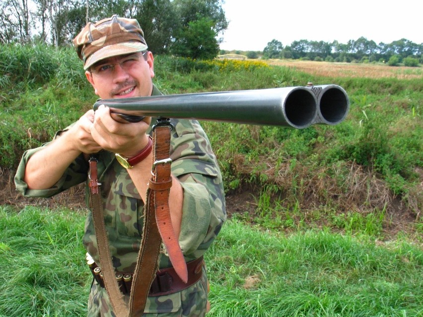 Waldemar Bojarun na polowaniu w 2004 roku