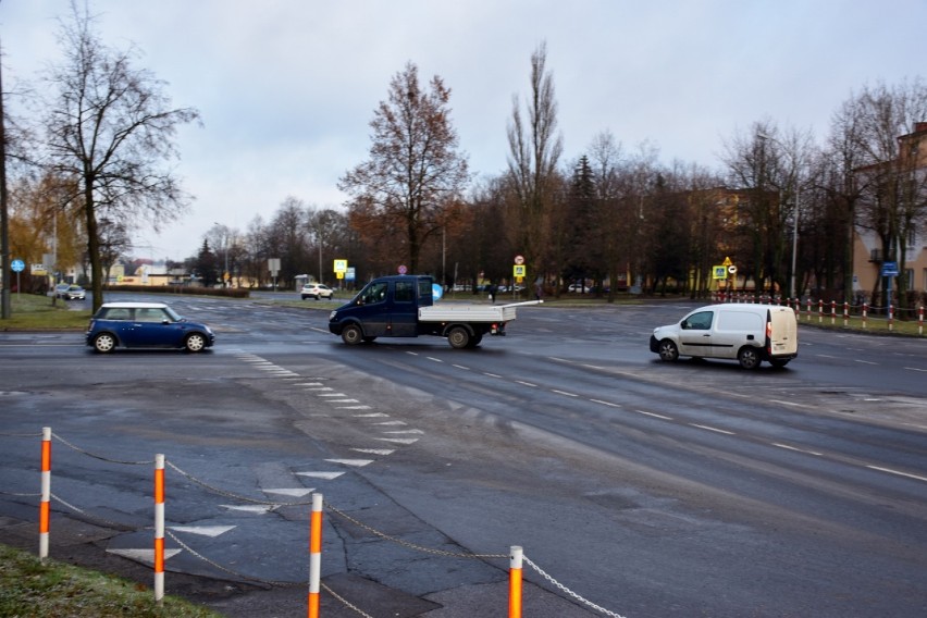 Coraz bliżej budowy ronda u zbiegu Dmowskiego, Armii Krajowej, Żelaznej i Górnej