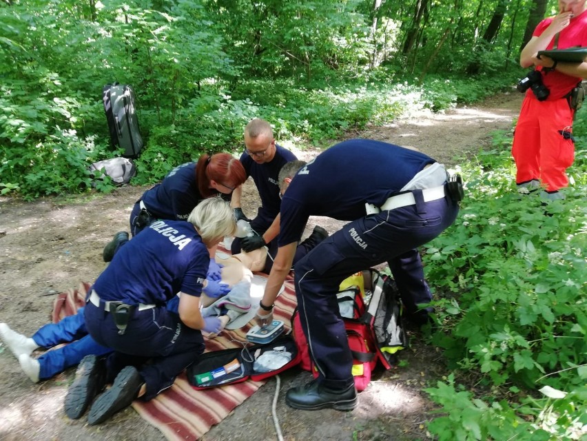 Policjanci z Włocławka zajęli pierwsze miejsce w zawodach kwalifikowanej pierwszej pomocy [zdjęcia, wideo]