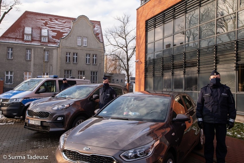 Policja w Stargardzie ma 3 nowe radiowozy. Nie ma już za to wakatów! ZDJĘCIA