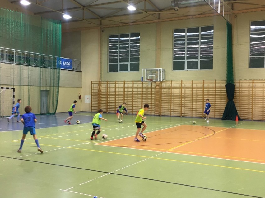 Akademia Młodych Orłów w Chodzieży: Warsztaty piłkarskie z udziałem szkoleniowców PZPN dla zawodników, trenerów i nauczycieli 
