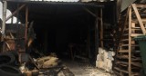 Pożar budynku w Chwaszczynie - spłonęła część dobytku młodych strażaków. Możesz im pomóc