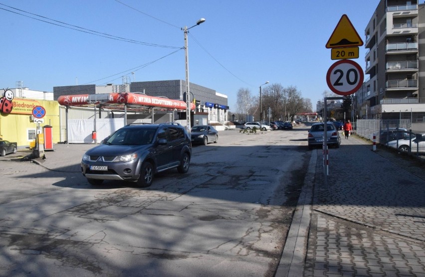 Od środy 3 marca remont ulicy Barwinek w Kielcach. Będą utrudnienia w ruchu do połowy wakacji [WIDEO, ZDJĘCIA]