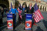 Hilary Clinton i Donald Trump na krakowskim Rynku [ZDJĘCIA]