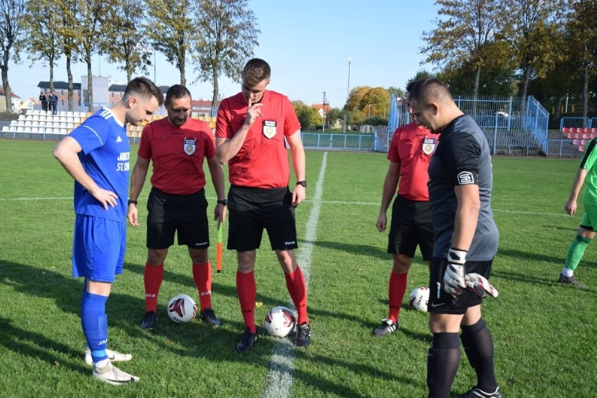 Mecz 11. kolejki w Lubuskiej IV Lidze piłki nożnej - Pogoń I...