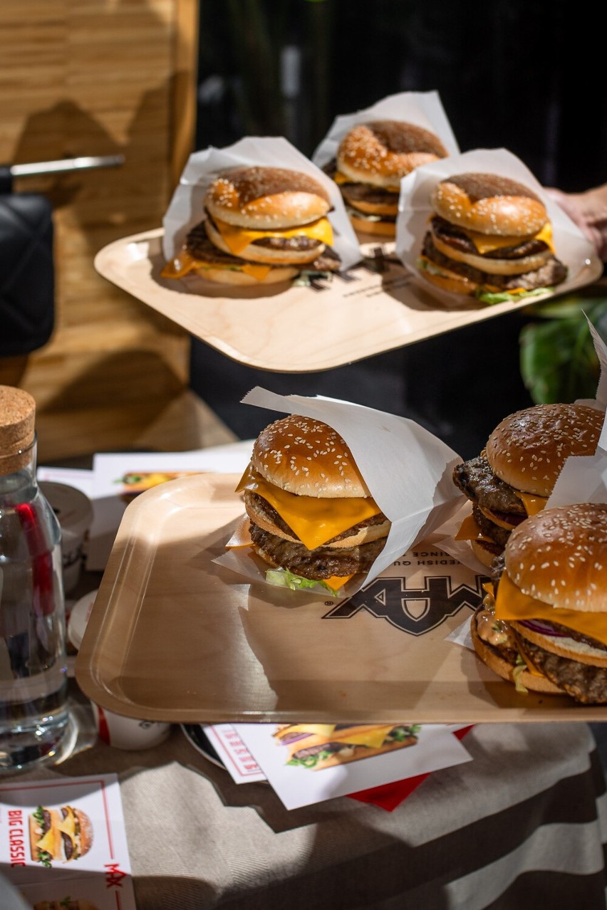 MAX stawia kolejne wyzwanie konkurencji i wprowadza burgera BIG Classic
