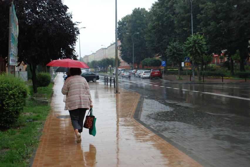 Deszczowa pogoda w Kraśniku. Zobacz galerię zdjęć Czytelników (ZDJĘCIA)