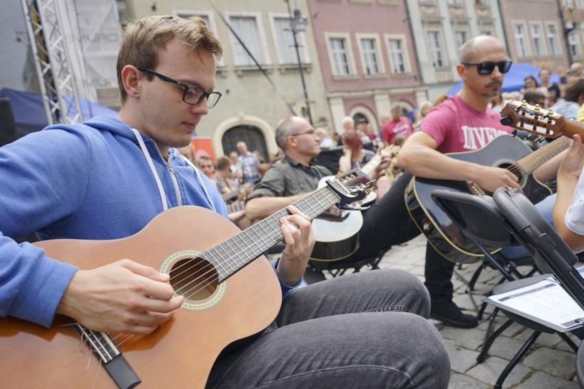 Podczas happeningu gitarowego zagra Pierwsza Poznańska...