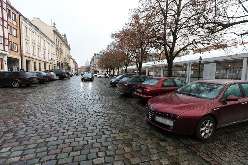 Parking: plac Orła Białego w Szczecinie