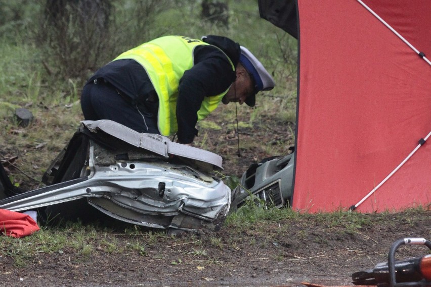 Wypadek w Jastrzębiej Górze 17.06.2016. Kierowca nissana w...