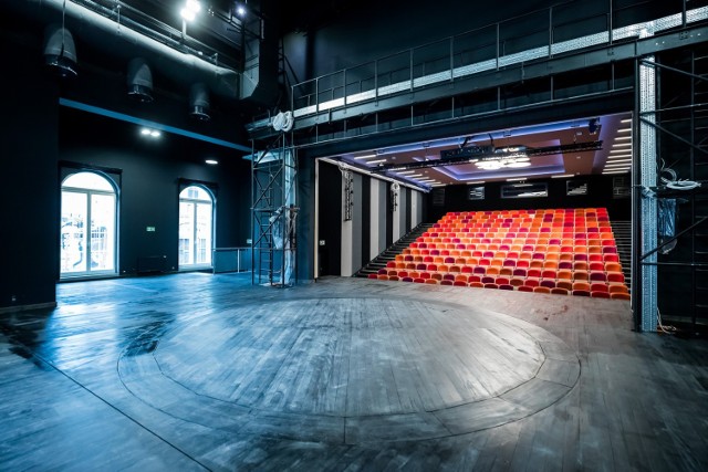 W styczniu i lutym 2022 roku na scenie bydgoskiego Teatru Kameralnego spektakle zarówno dla dzieci, młodzieży, jak i dorosłych