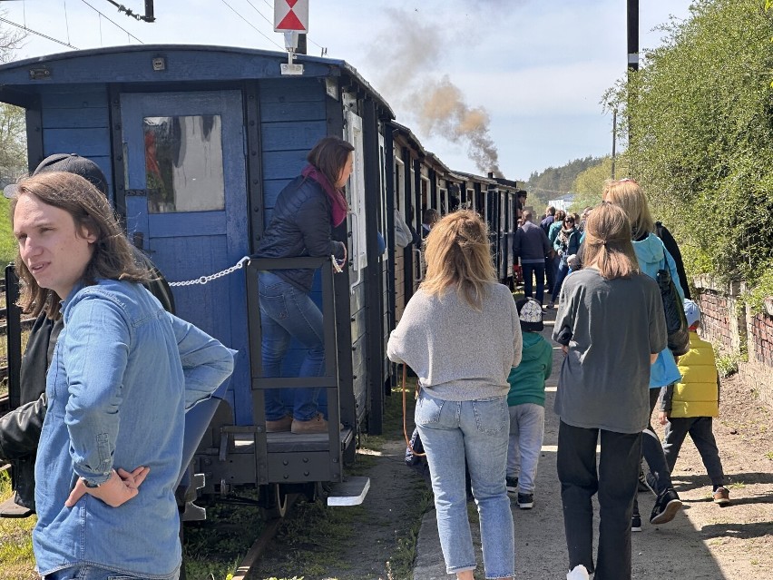 Przejazdy Wyrzyską Kolejką Powiatową w Białośliwiu. Lowa puściła parę [ZOBACZ ZDJĘCIA]