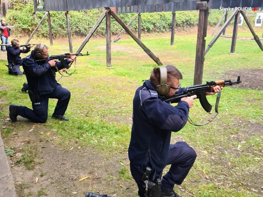 Będzińscy policjanci na strzelnicy w Pyskowicach ćwiczyli...