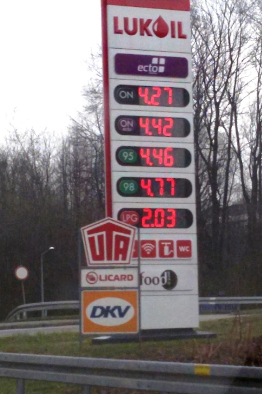 Bielsko-Biała
Stacja paliw Lukoil Al. Gen. Andersa 545
ON -...