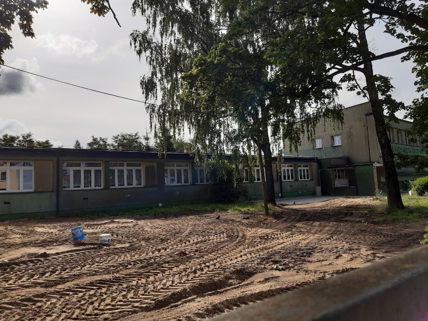 Kończą się prace przy rozbudowie Szkoły Podstawowej nr 4 w Suwałkach [Zdjęcia]