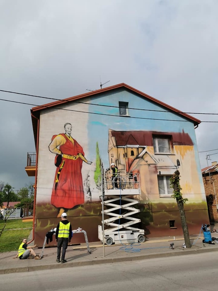 Szczuczyn. Trzy murale będą zdobić miasto. Pierwszy już prawie gotowy [zdjęcia]