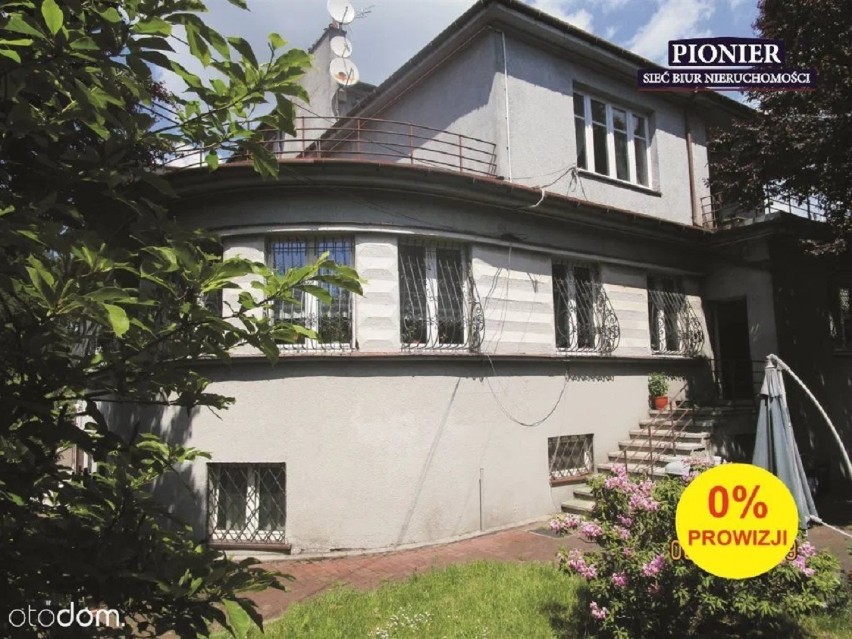 Najdroższy dom na sprzedaż w Katowicach. Ile kosztuje modernistyczna willa w Śródmieściu? Zobacz ZDJĘCIA