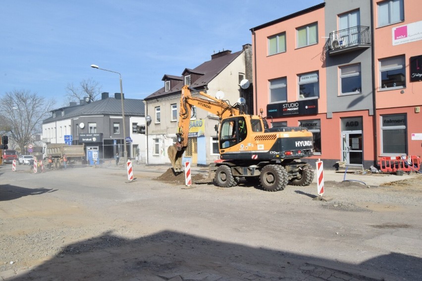 Trwają prace przy wymianie sieci kanalizacyjnej na ulicy Słowackiego w Radomiu. Większość robót już zakończona. Zobaczcie zdjęcia