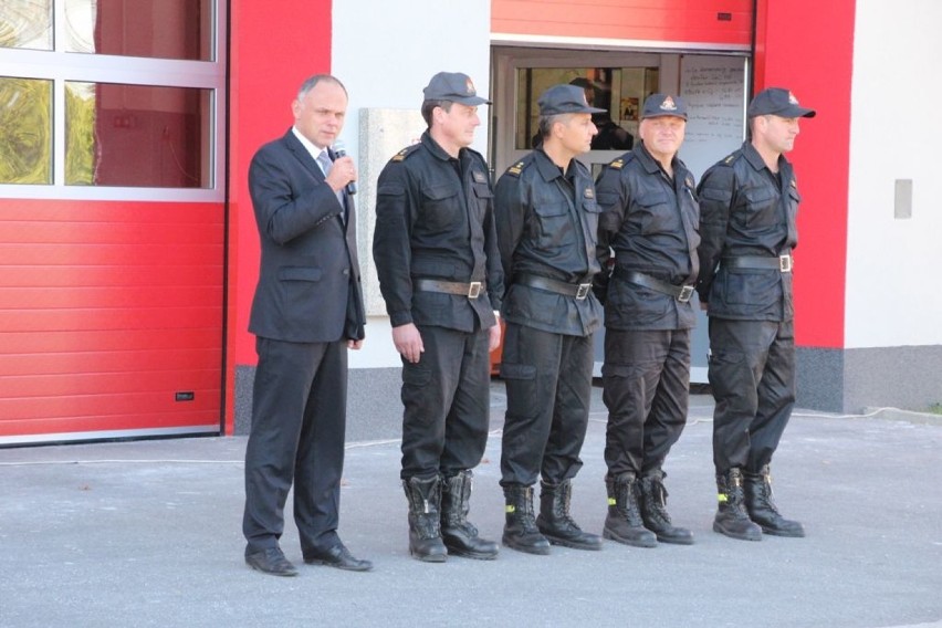 Ćwiczenia strażaków w FAM w Chełmnie