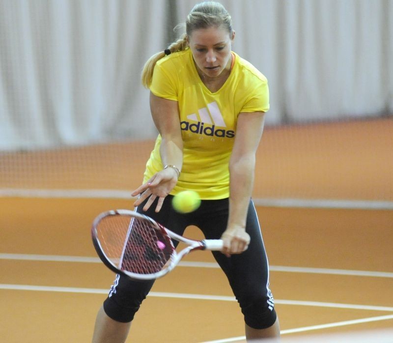 Tenis - Królowa Paryża Angelique Kerber trenuje w Puszczykowie [ZDJĘCIA, WIDEO]