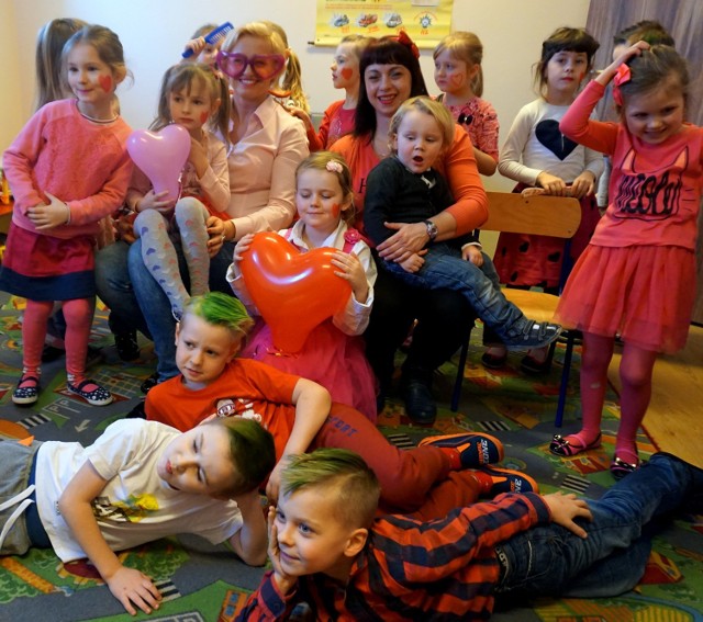 Walentynki przedszkolaków w SP Jastrzębia Góra