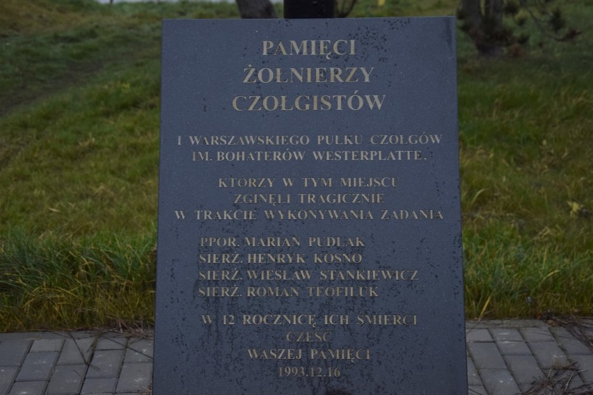 Nowy Dwór Gdański: Pamięć dla zmarłych czołgistów - tragedia grudnia 1981
